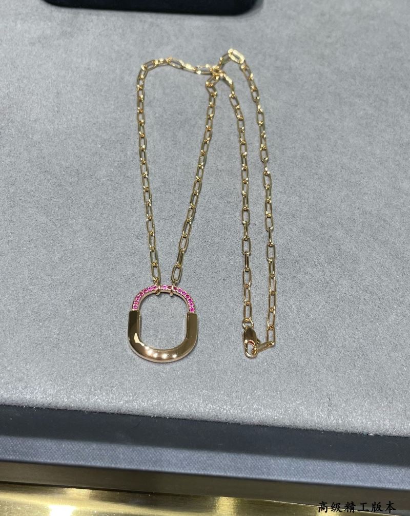 T*f*ny necklaces